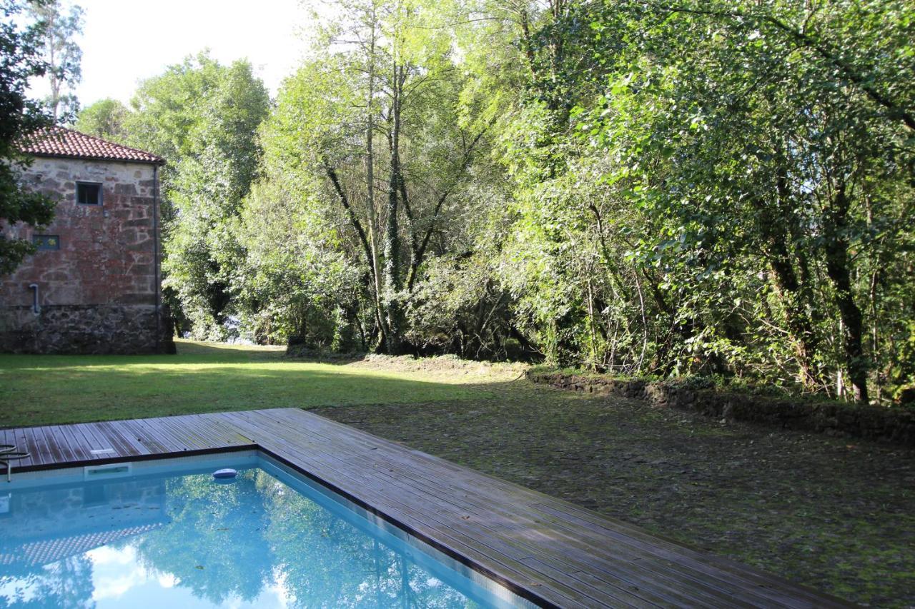 Casa Rio Vez - Riverfront Arcos de Valdevez Bagian luar foto